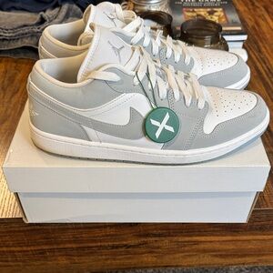 Jordan 1 low Wolf Grey (woman’s) size 11.5      (verified authentic)